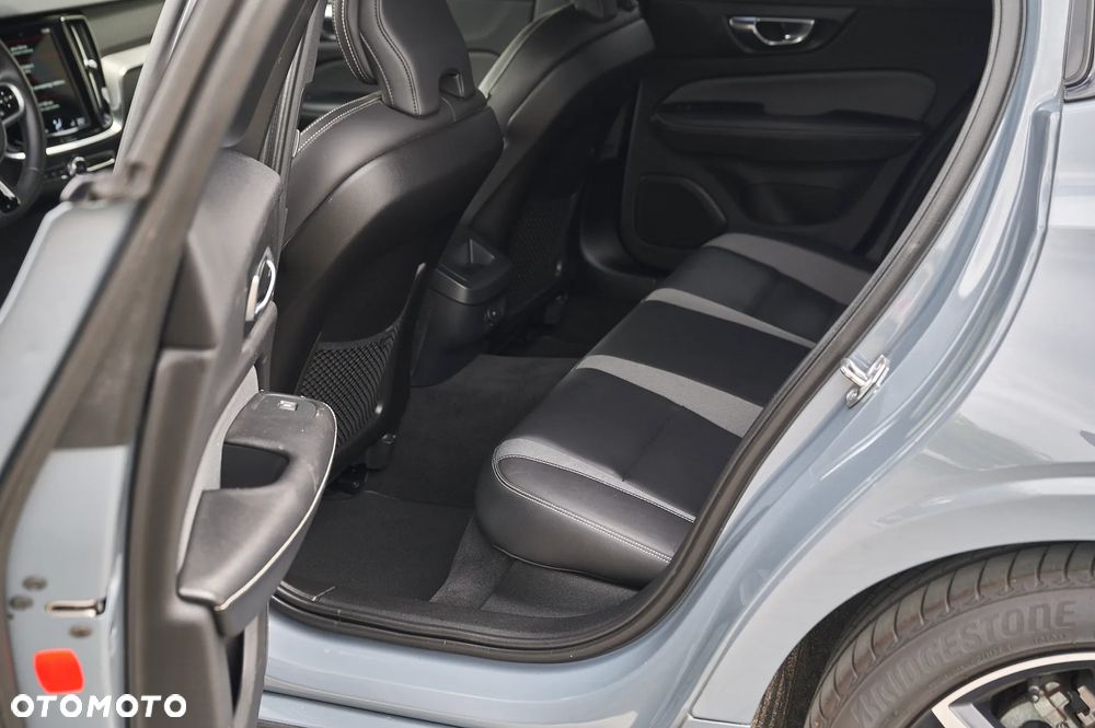 Volvo S60 T4 Geartronic RDesign - 30