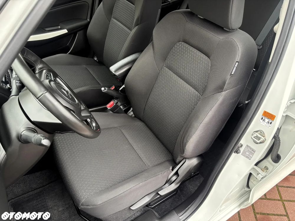 Suzuki Swift - 12
