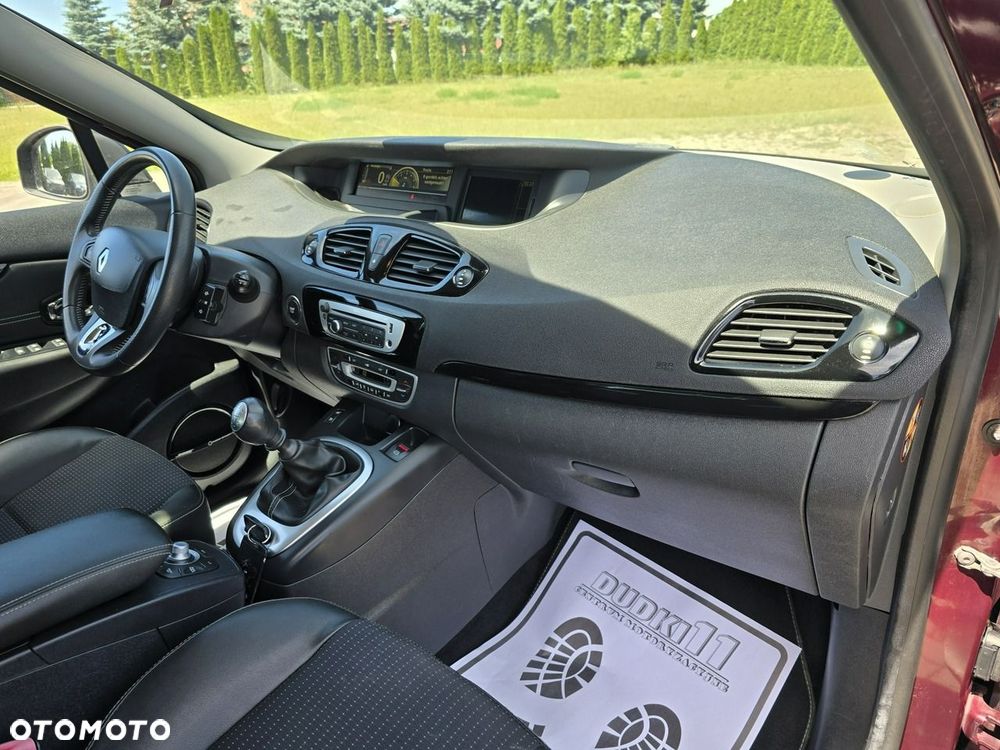 Renault Scenic - 31