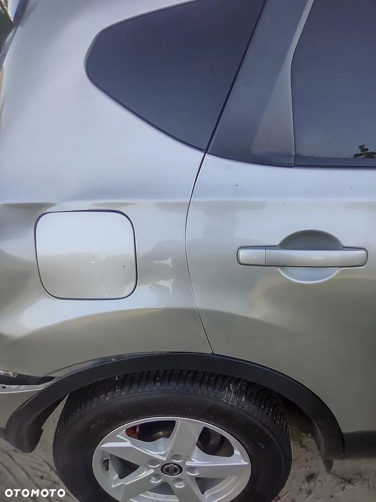 Nissan Qashqai 2.0 4x4 360 - 7