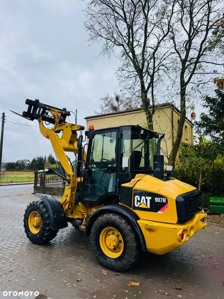 Caterpillar 907H - 11