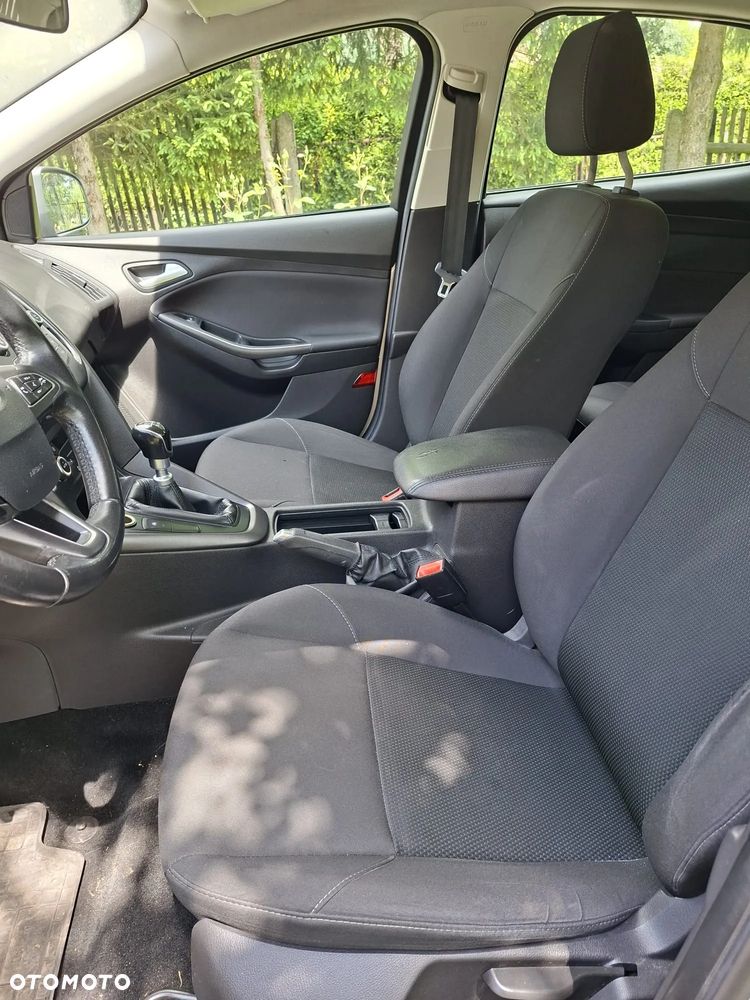 Ford Focus 1.0 EcoBoost Trend - 13