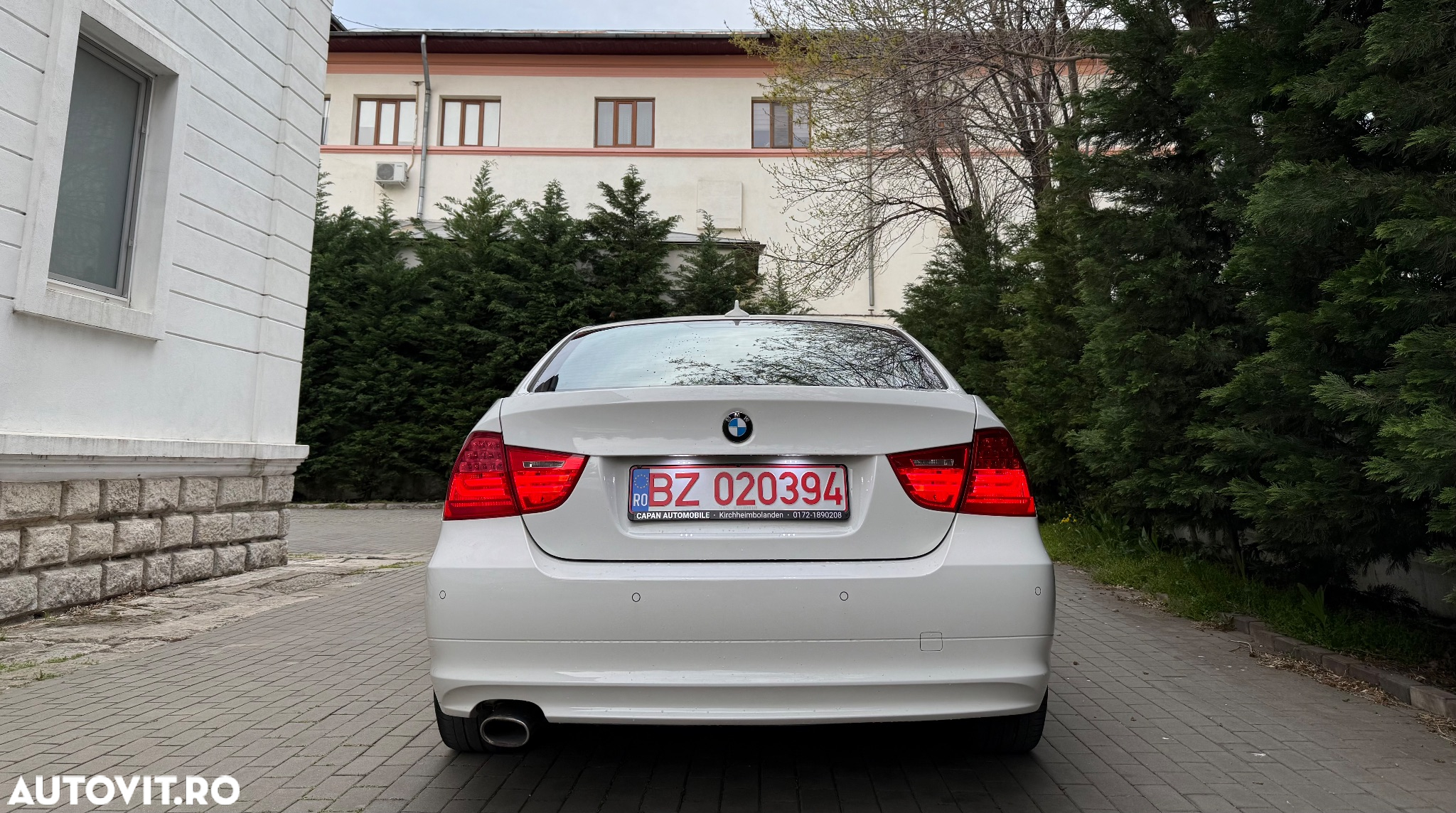 BMW Seria 3 320d - 4