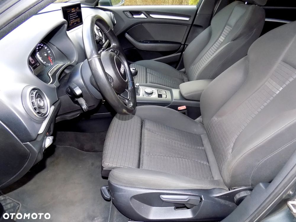 Audi A3 Sportback - 15