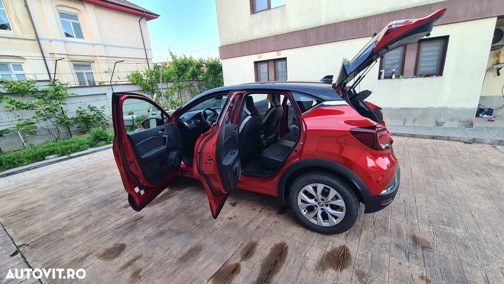 Renault Captur PHEV 160 Engineered - 10