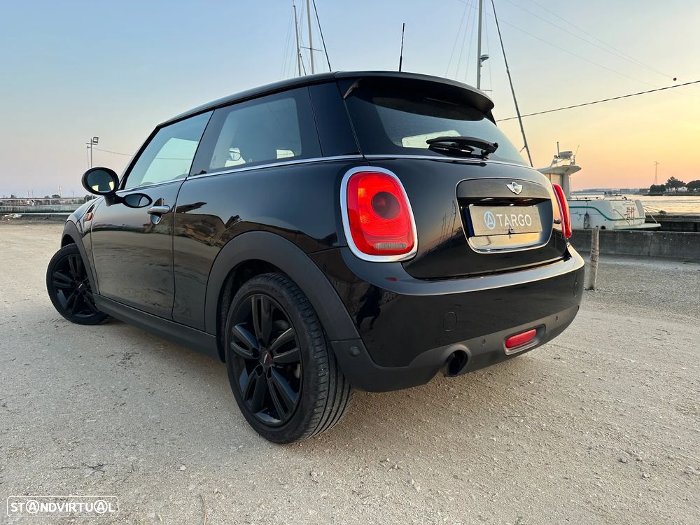 MINI 3 Portas One - 8