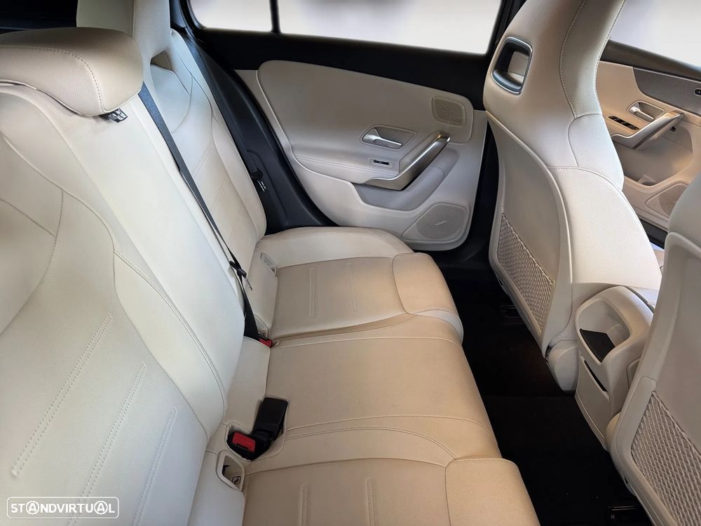 Mercedes-Benz A 180 Advanced Progressive - 23