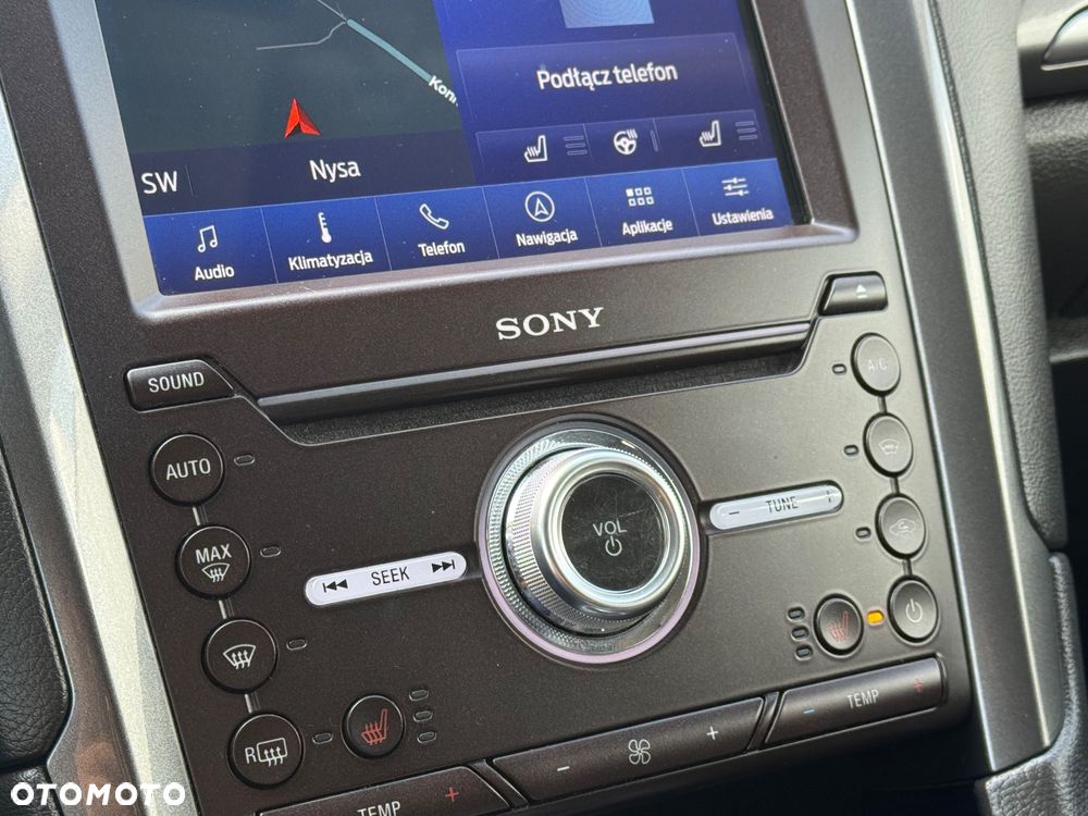 Ford Mondeo 2.0 EcoBlue Titanium - 24