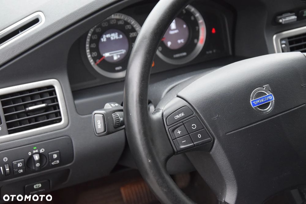 Volvo V70 2.5T Summum - 25