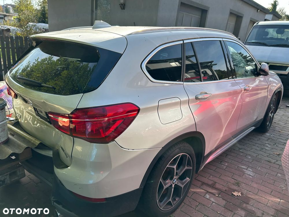BMW X1 xDrive25i xLine - 19