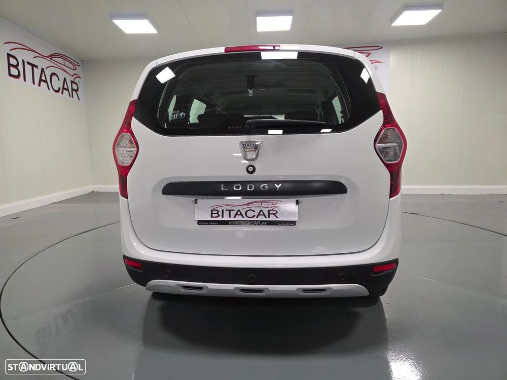 Dacia Lodgy TCe 115 Stepway - 17