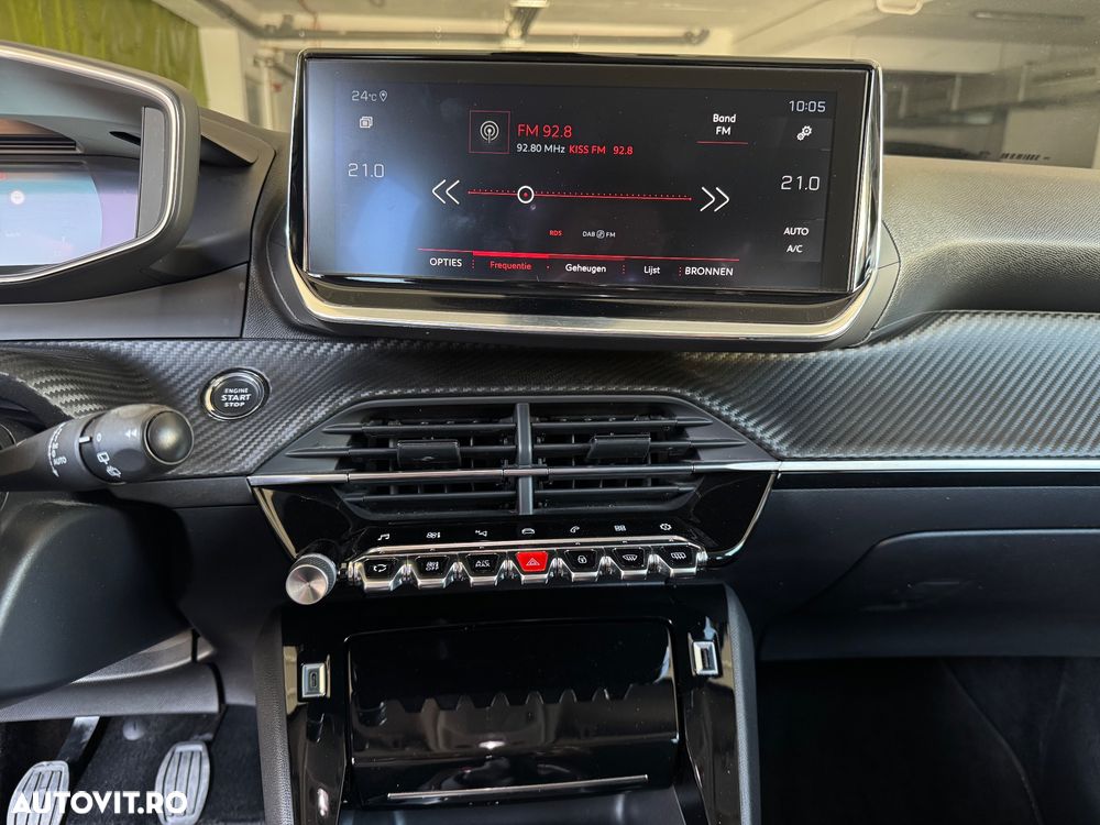 Peugeot 2008 BlueHDi 100 STOP & START Allure - 13