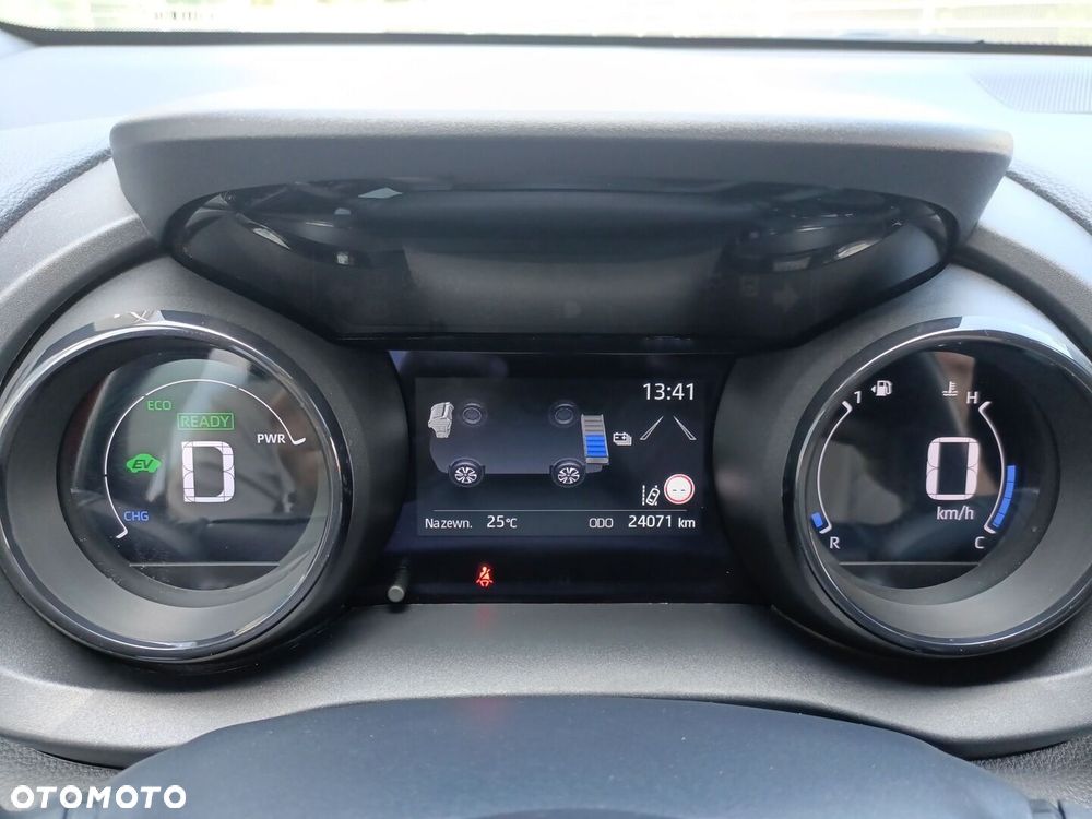 Toyota Yaris Hybrid 1.5 Selection Style - 16