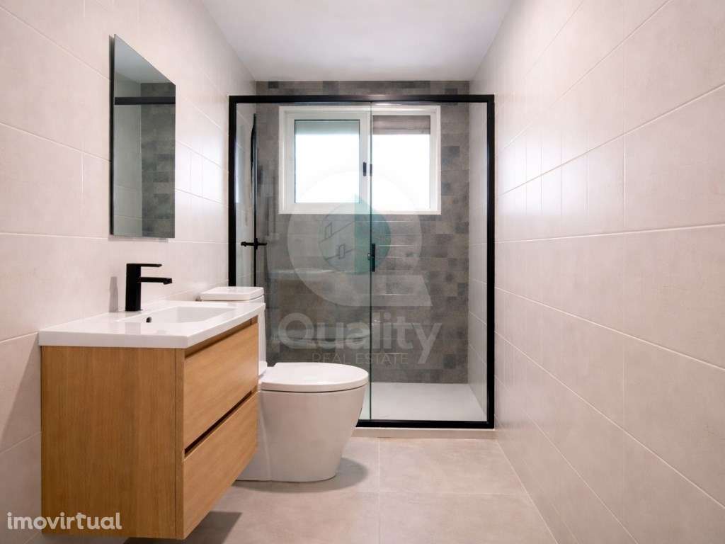 Excelente oportunidade no Lavradio, aconchegante T1 totalmente remo... - Grande imagem: 4/17