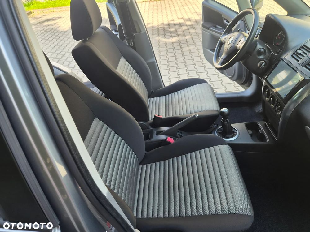 Suzuki SX4 1.6 VVT 4x4 Club - 12