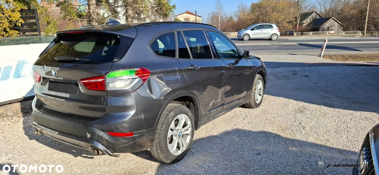 BMW X1 sDrive18d Advantage - 3