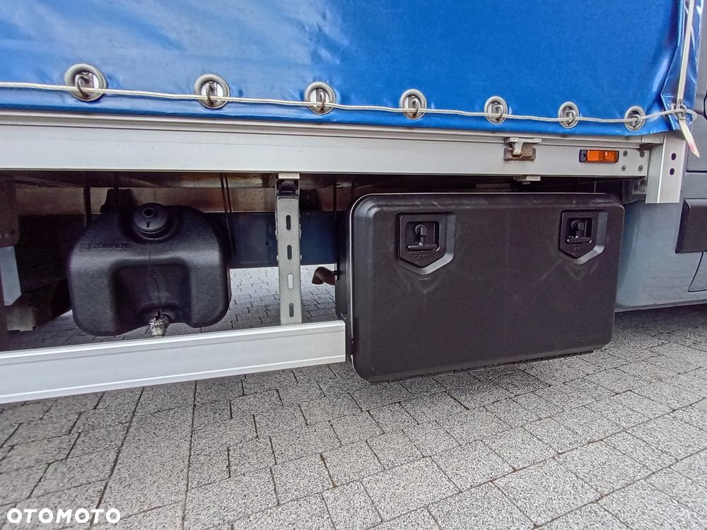 Opel Movano - 12
