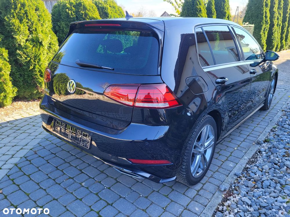 Volkswagen Golf - 3