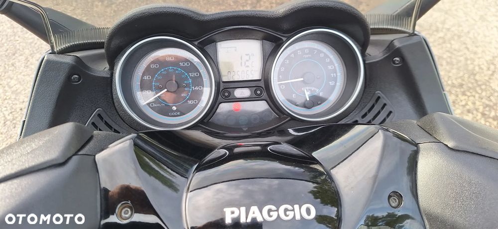 Piaggio Xevo - 26