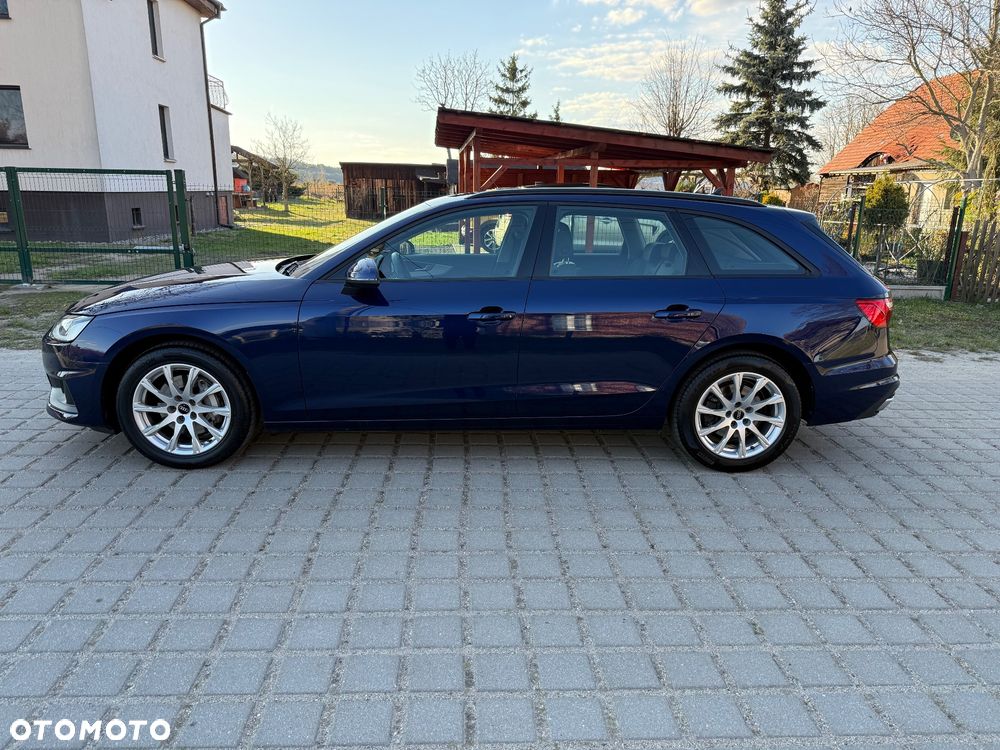 Audi A4 Avant 40 TDI quattro S tronic - 4