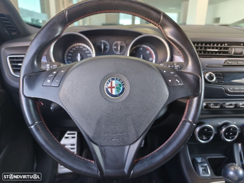 Alfa Romeo Giulietta 2.0 JTDM Distinctive - 30