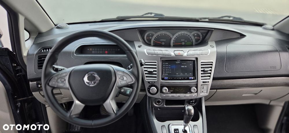 SsangYong/KGM Rodius 2.2 e-XDi220 Automatik 4WD Sapphire - 26