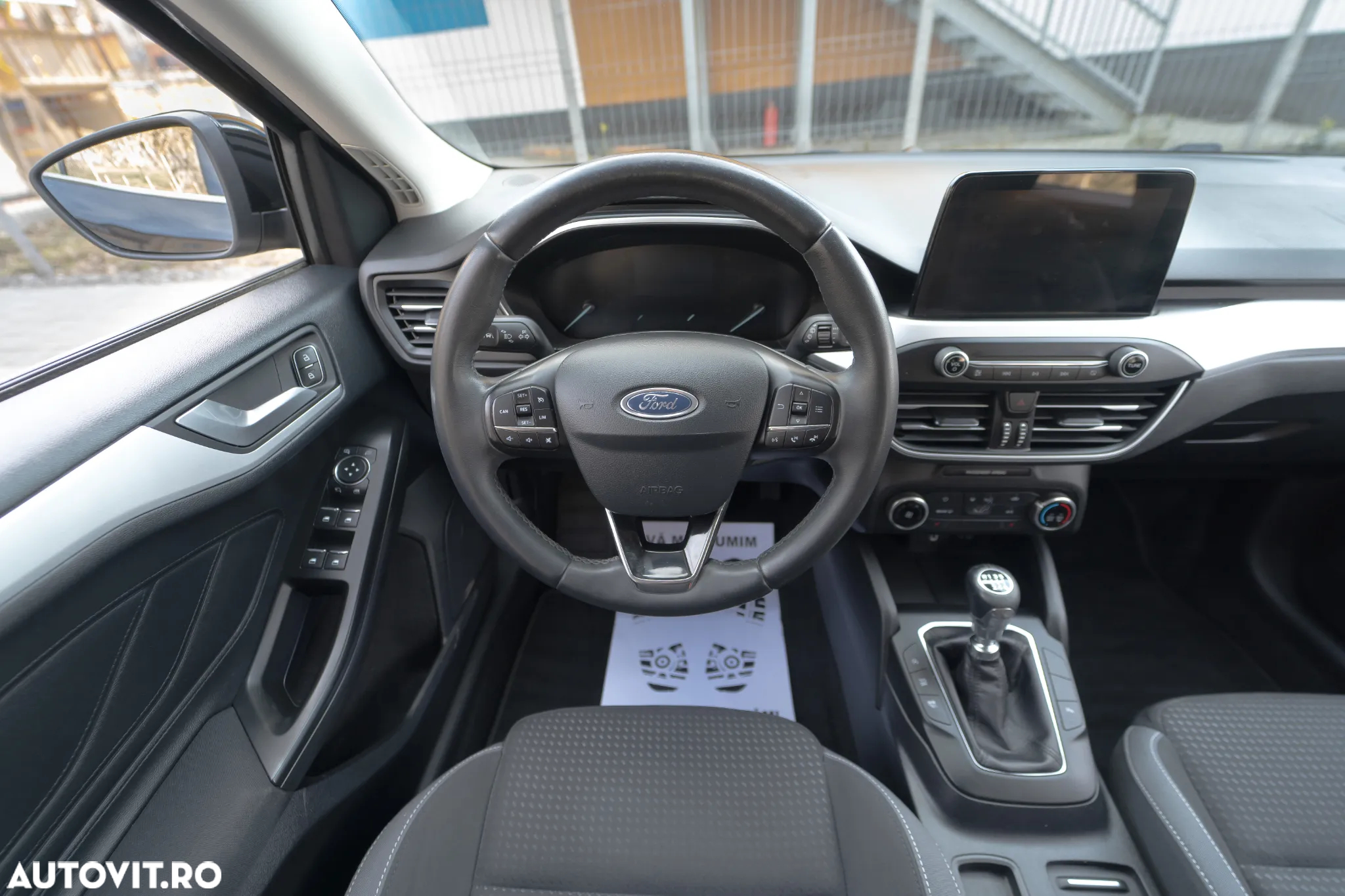 Ford Focus - 12
