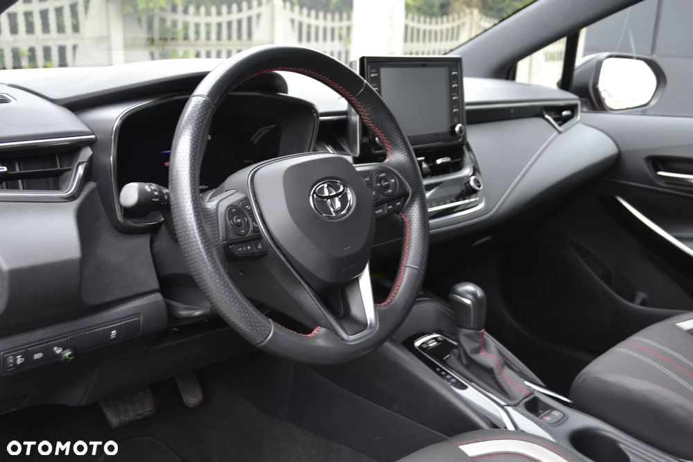 Toyota Corolla 2.0 Hybrid GR Sport - 22