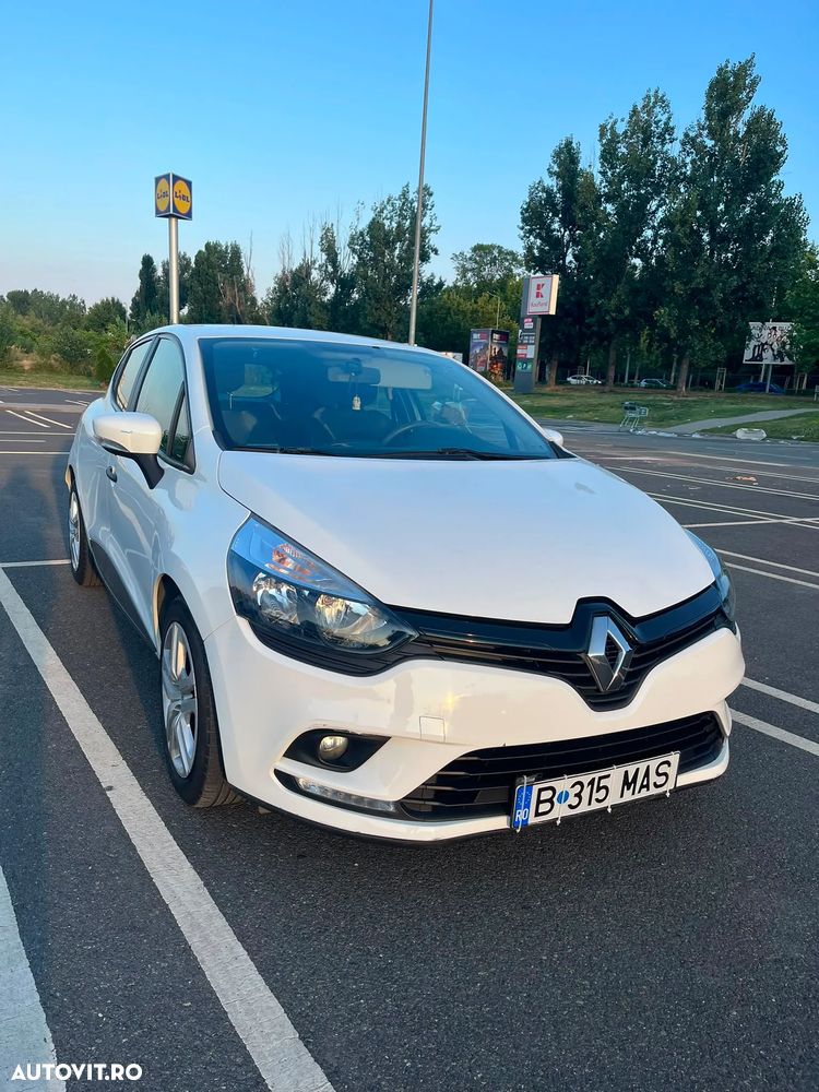 Renault Clio - 7