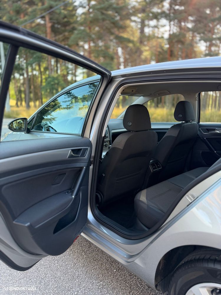 VW Golf 1.2 TSi Confortline BlueMotion - 55