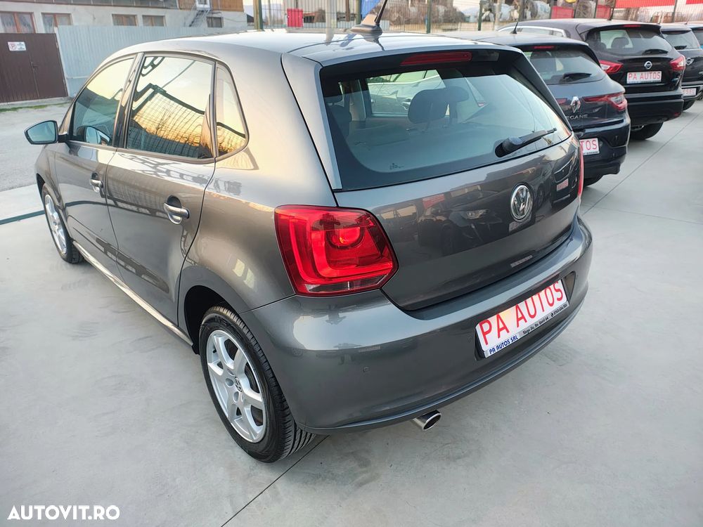 Volkswagen Polo 1.6 TDI Blue Motion Technology Comfortline - 19