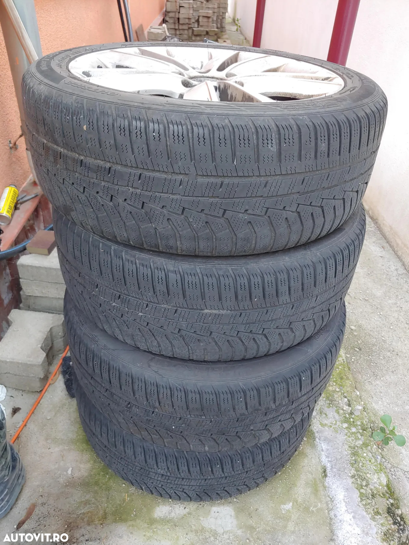 BMW Seria 1 120d - 33