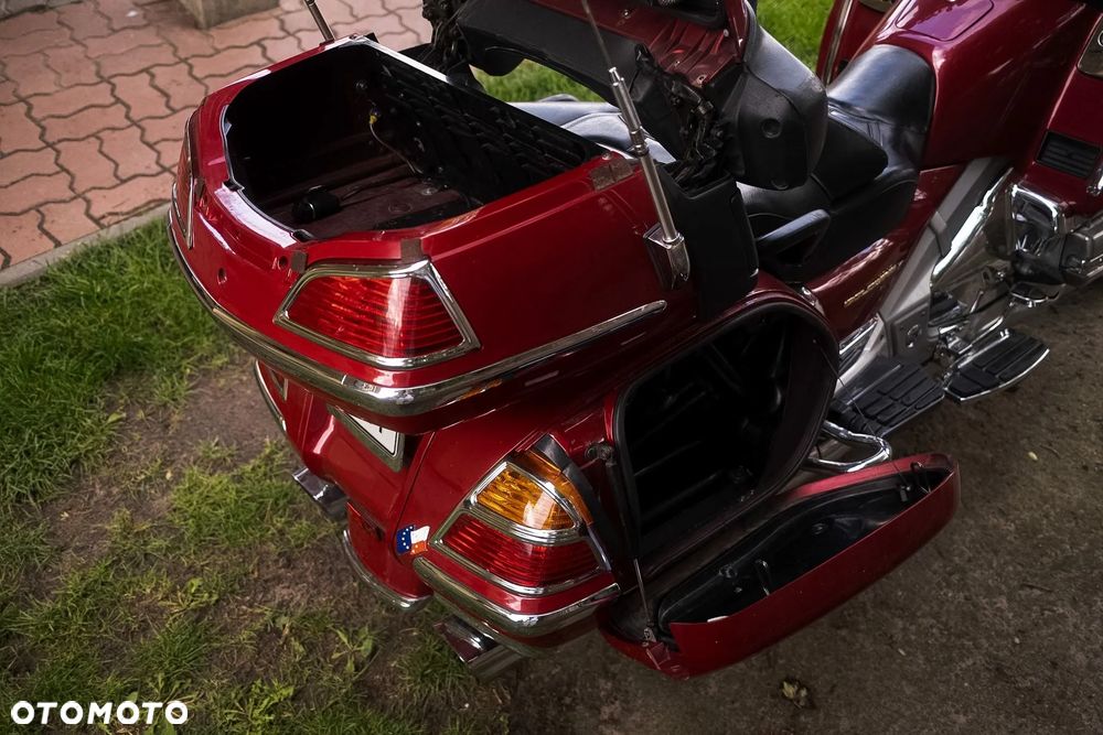Honda GL - 4