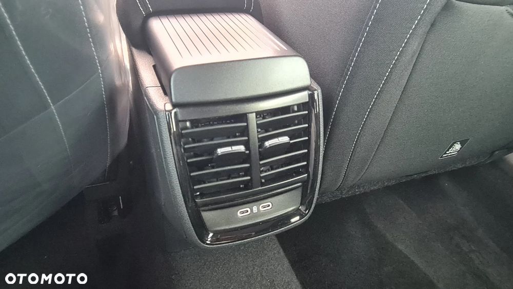 Skoda Kamiq 1.0 TSI Monte Carlo DSG - 13