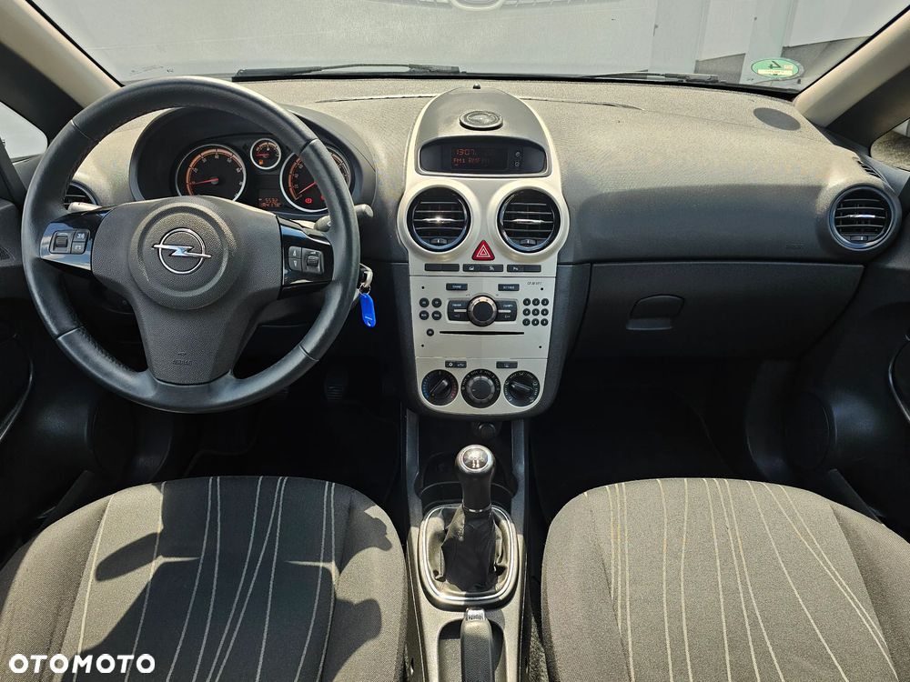 Opel Corsa 1.2 16V - 31