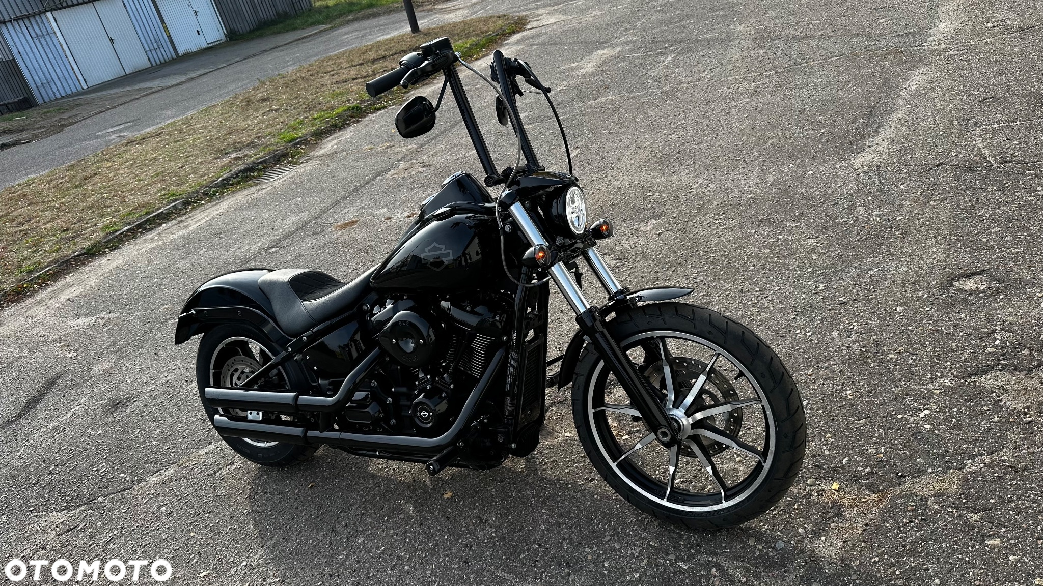 Harley-Davidson Softail Low Rider - 4