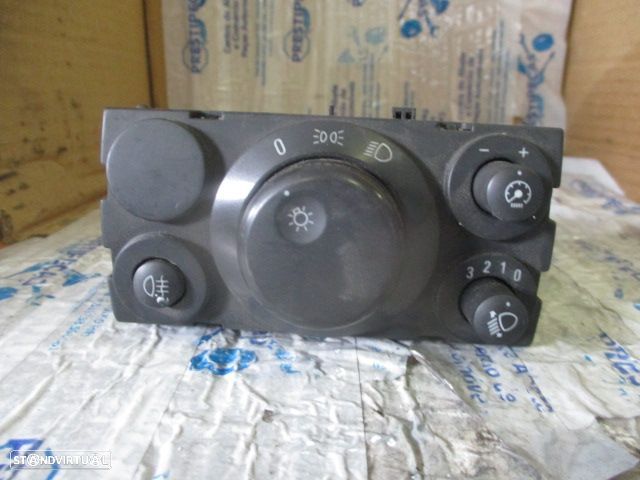 Interruptor 13100136 OPEL ASTRA H 2005 LUZES - 1