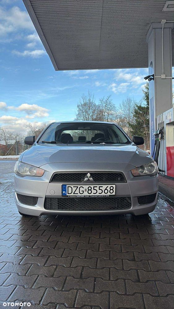 Mitsubishi Lancer 1.8 Inform - 1