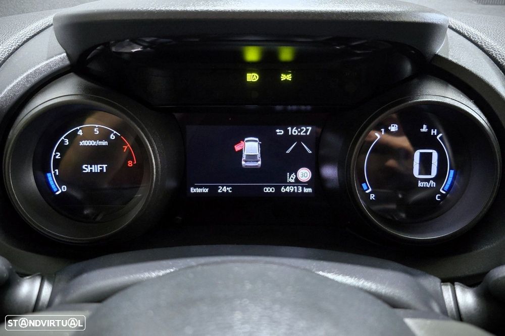 Toyota Yaris 1.0 VVT-i Exclusive - 17