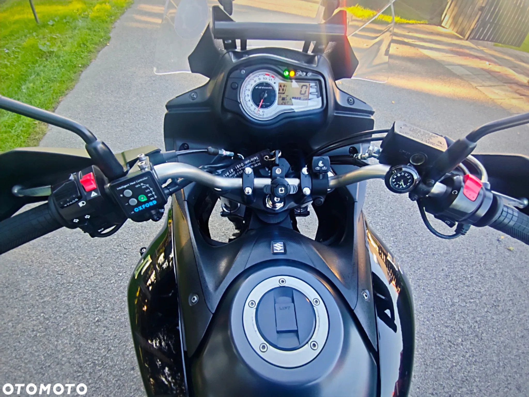 Suzuki V-STROM - 7