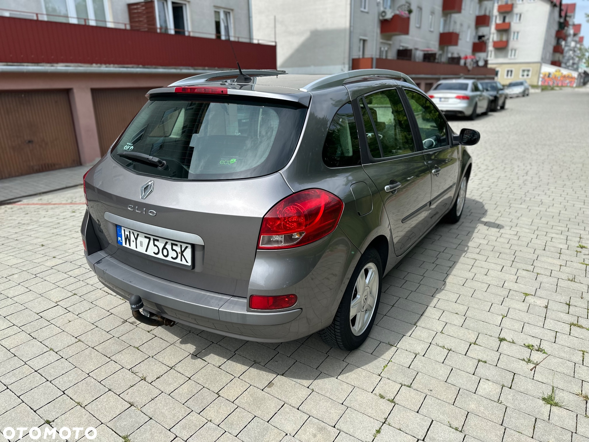 Renault Clio 1.5 dCi 85 FAP Grandtour Luxe - 3