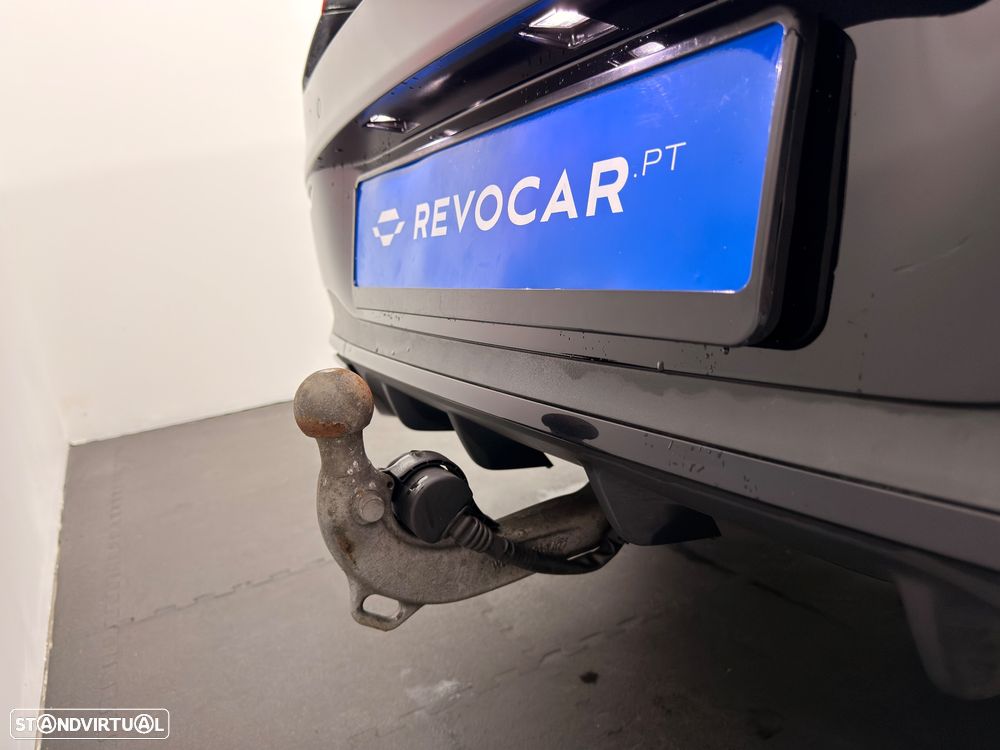 Mercedes-Benz CLA 250 e Shooting Brake AMG Line - 27