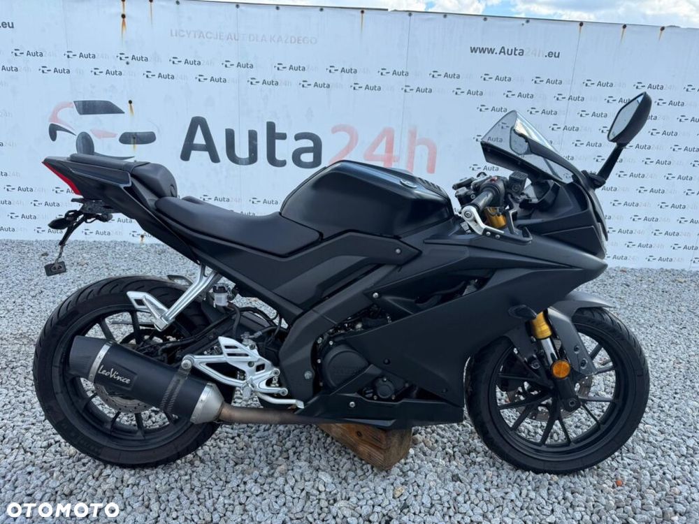 Yamaha YZF - 1