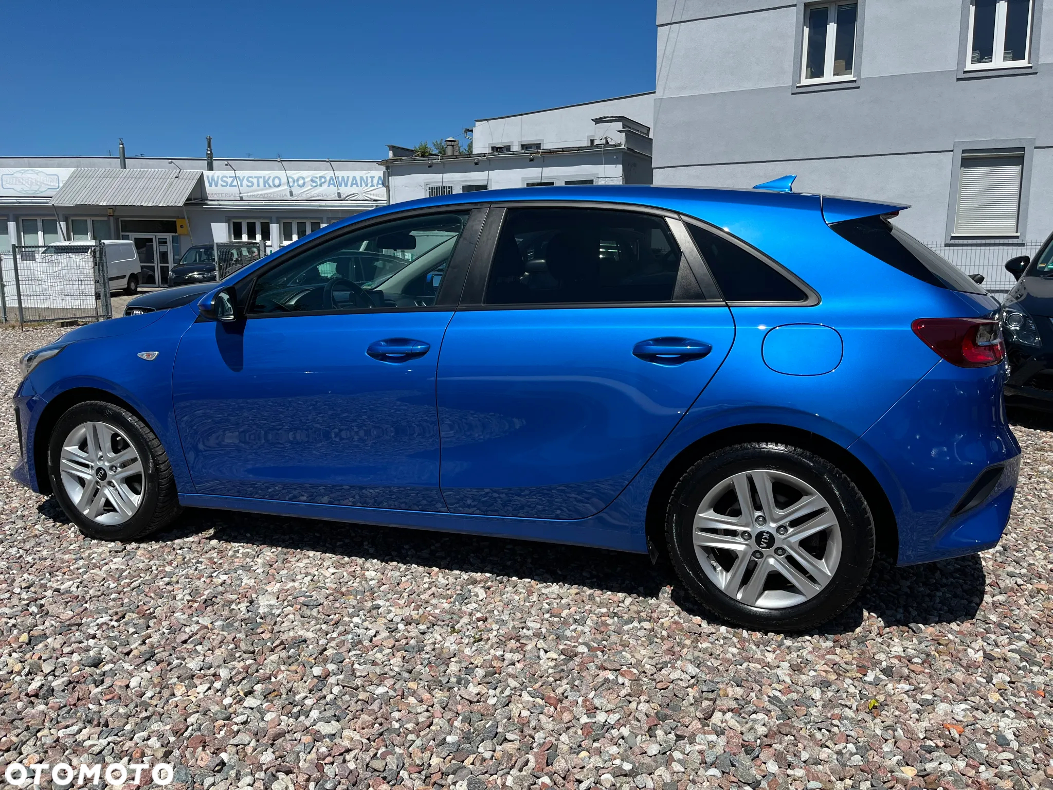 Kia Ceed - 9