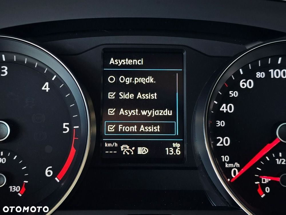 Volkswagen Passat Alltrack - 21