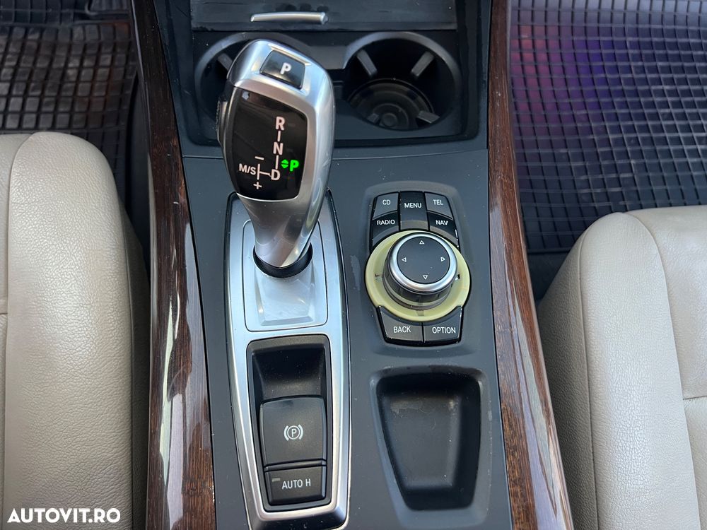 BMW X5 xDrive30d - 29