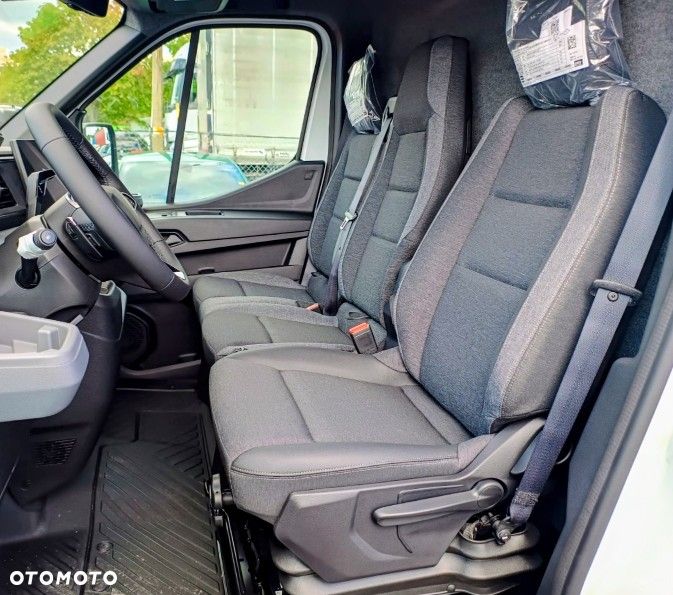 Renault Nowy Master - 17