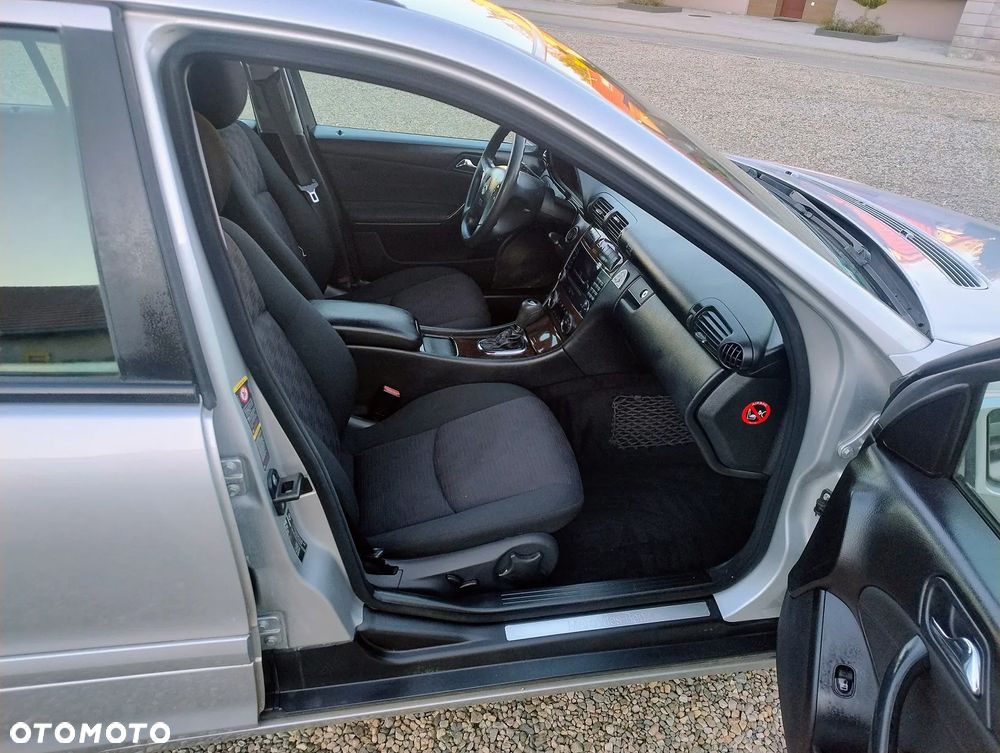Mercedes-Benz Klasa C 200 CDI Automatik Classic - 9