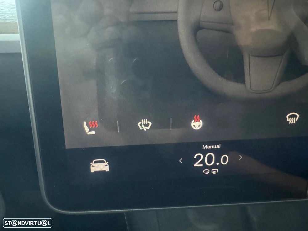 Tesla Model Y Long Range Tração Integral - 28