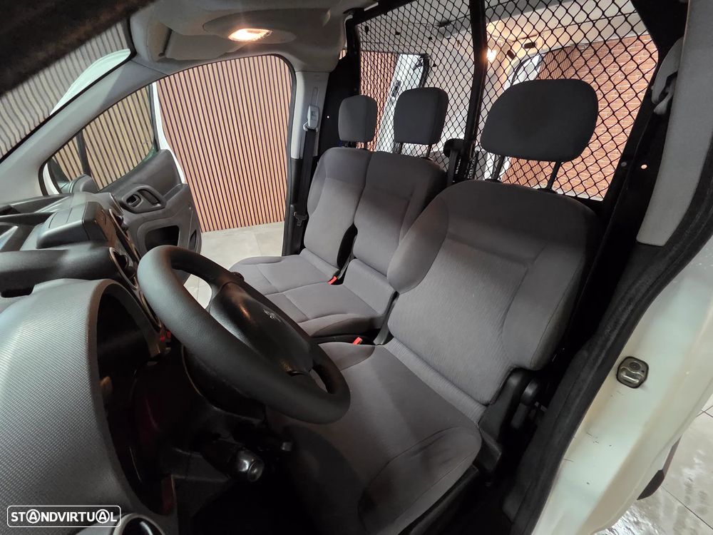 Peugeot Partner 3lugares 1.6 HDI - 8
